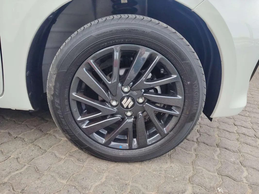 Suzuki Celerio 1.0 GL AMT - Image 16