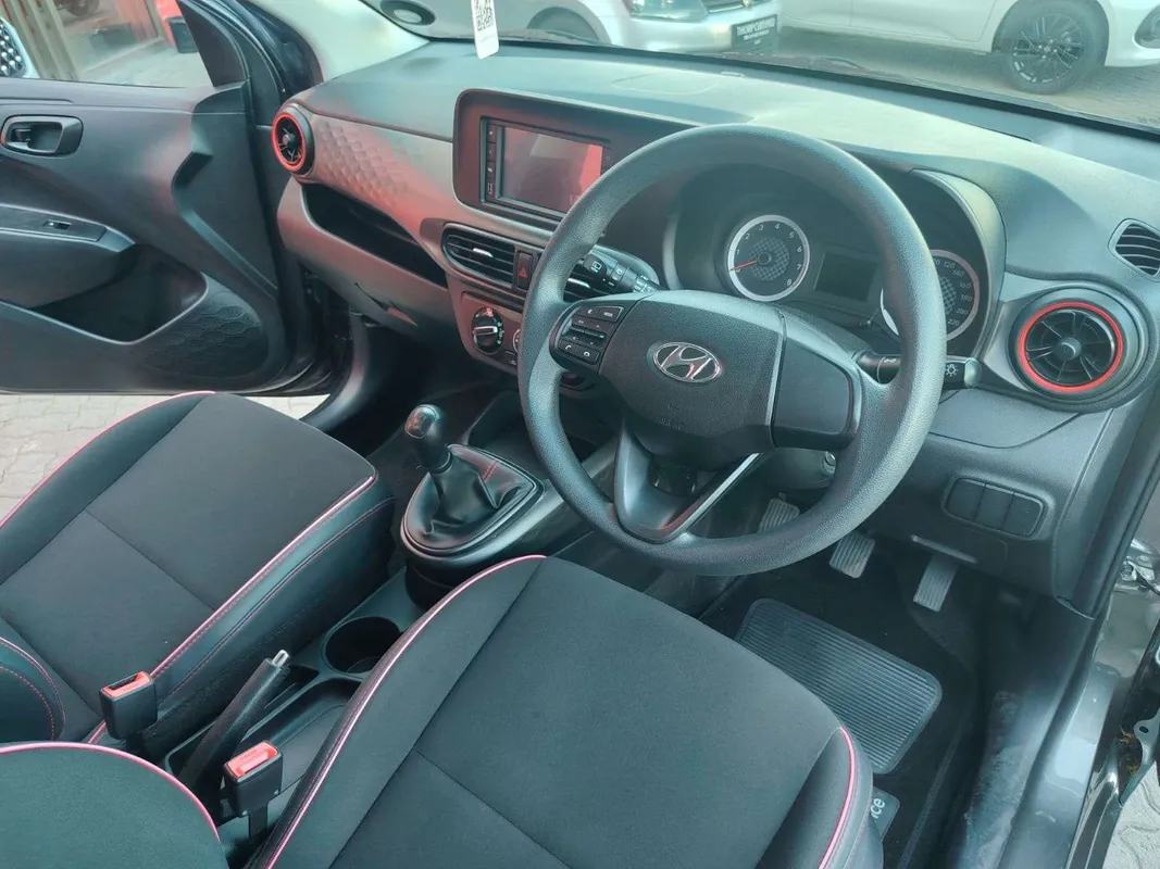 Hyundai Grand i10 1.0 Motion - Image 12