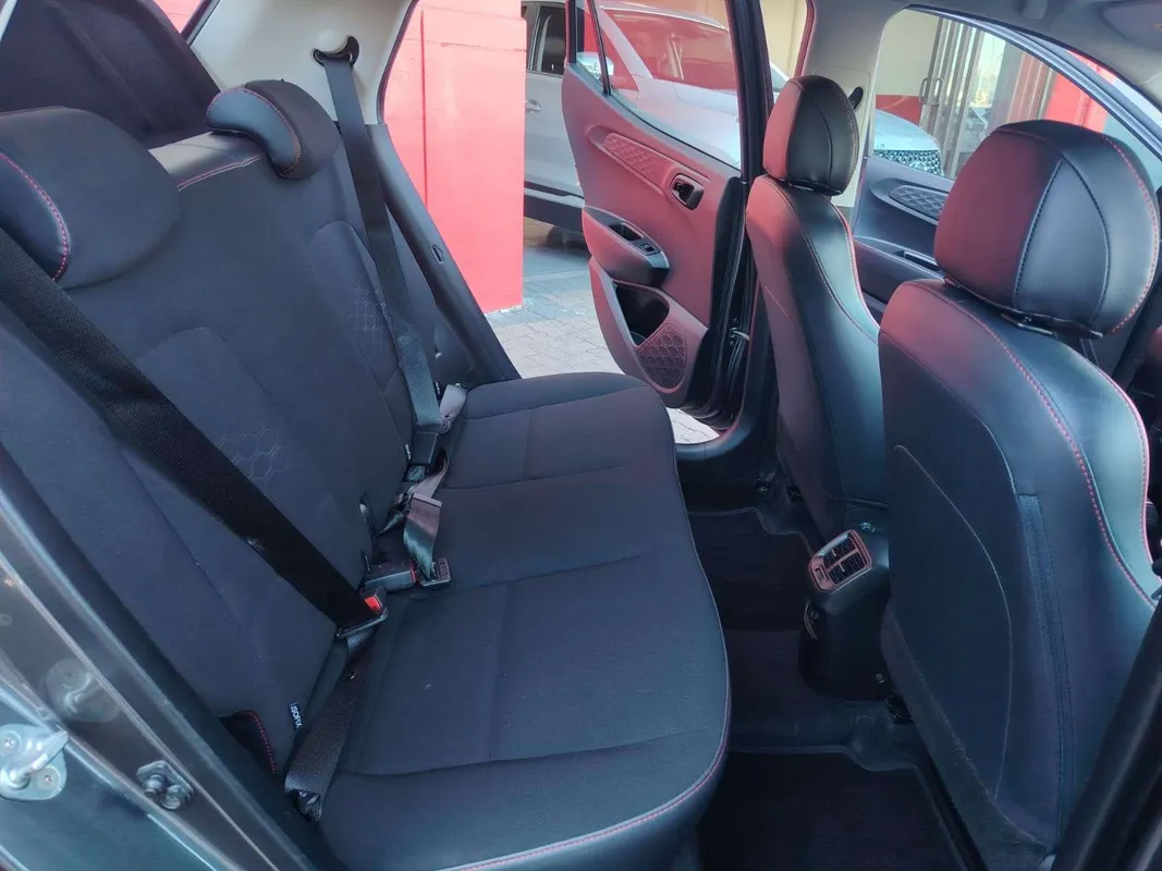 Hyundai Grand i10 1.0 Motion - Image 14