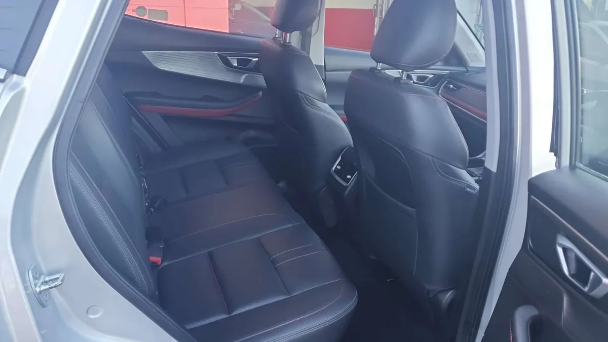 Chery Tiggo 4 Pro 1.5T Elite SE CVT (Adas) - Image 12