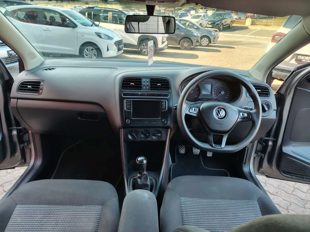 Volkswagen Polo Vivo hatch 1.4 Comfortline - Image 14