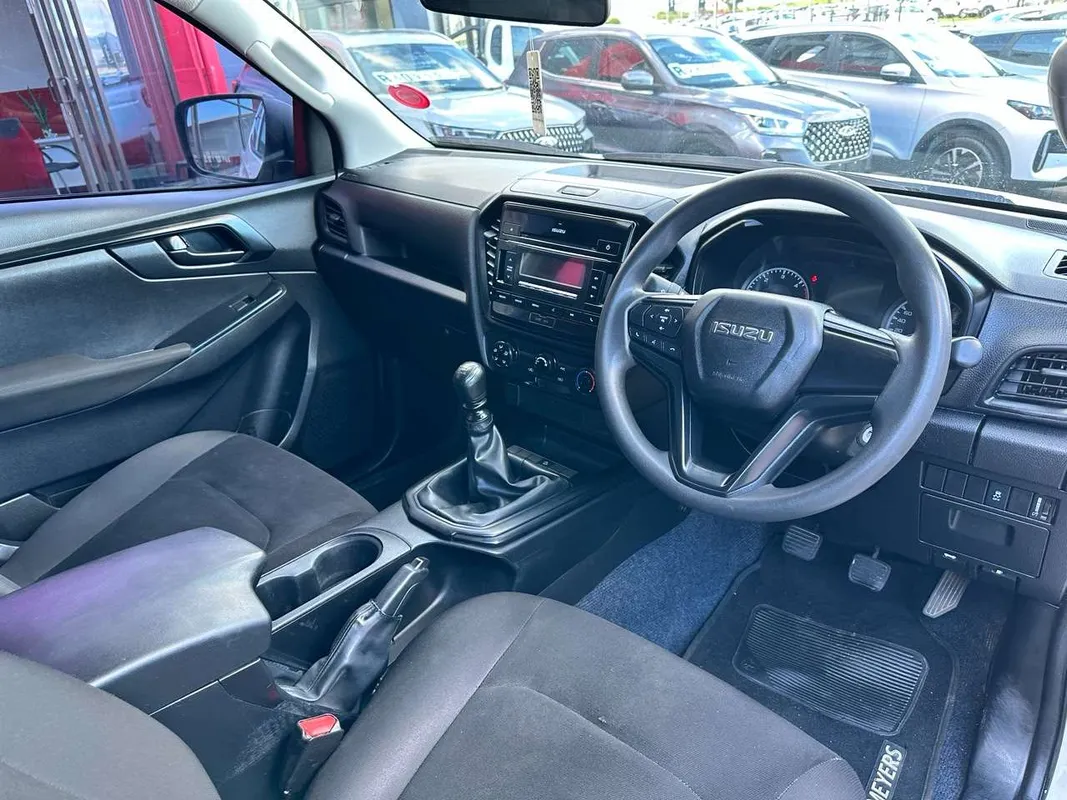 Isuzu D-MAX 1.9 Ddi HR L E-Cab - Image 14