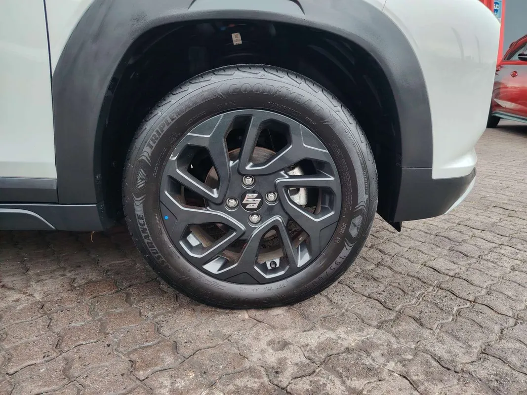 Suzuki Fronx 1.5 GL 4AT - Image 15