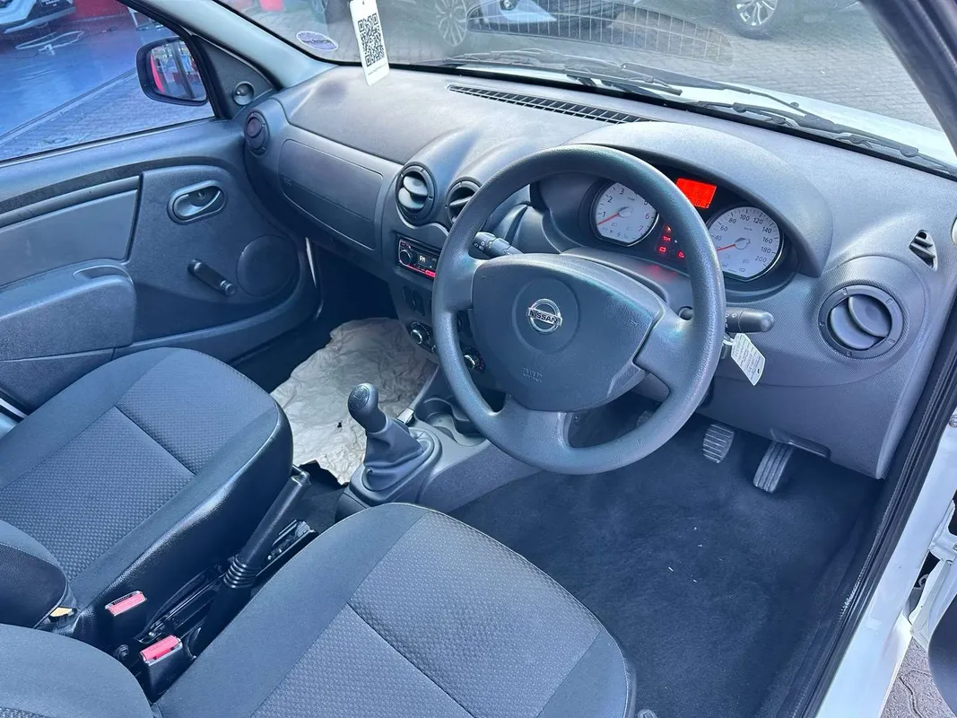Nissan NP200 1.6 8V Base A/C + Safety Pack - Image 18