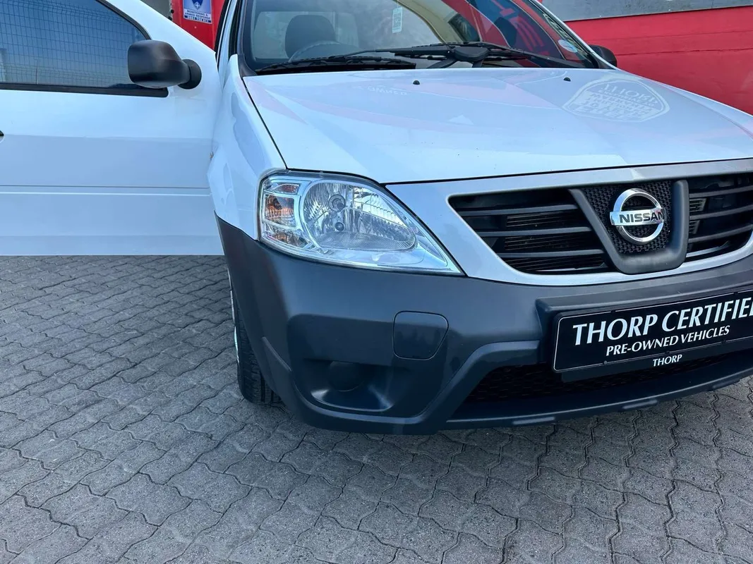 Nissan NP200 1.6 8V Base A/C + Safety Pack - Image 31