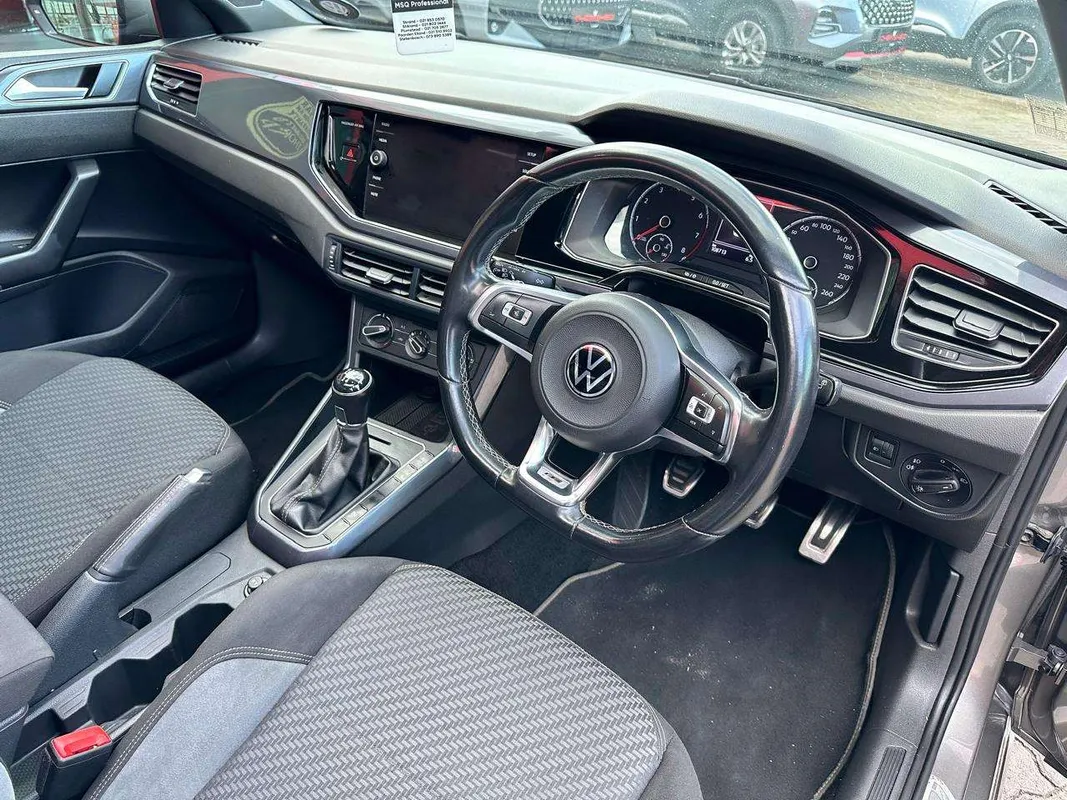 Volkswagen Polo hatch 1.0TSI Comfortline - Image 9