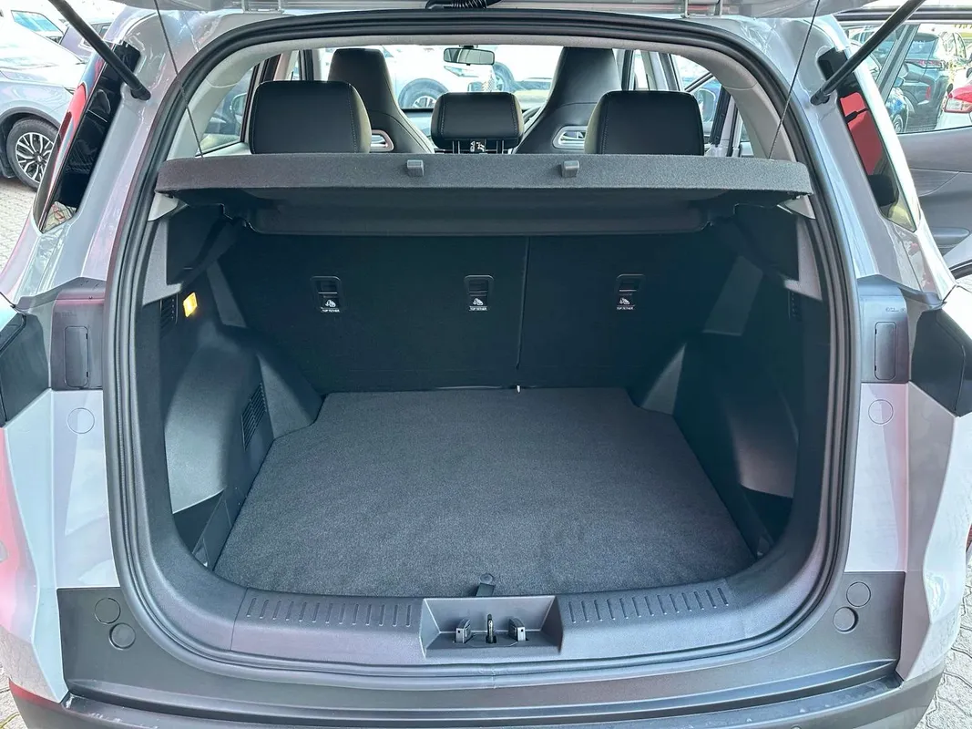 Chery Tiggo 4 Cross 1.5 LiT CVT - Image 12