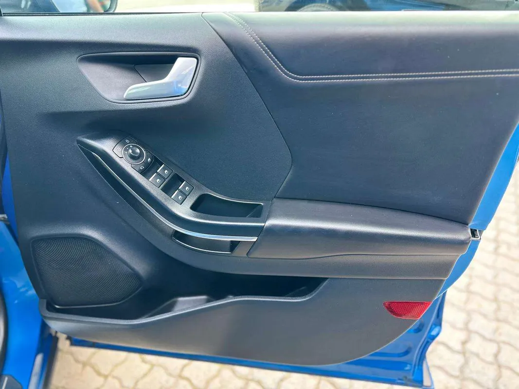 Ford Puma 1.0L EcoBoost ST-Line Vignale 7AT - Image 11