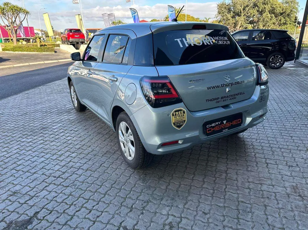 Suzuki Swift 1.2 GL+ MT - Image 7