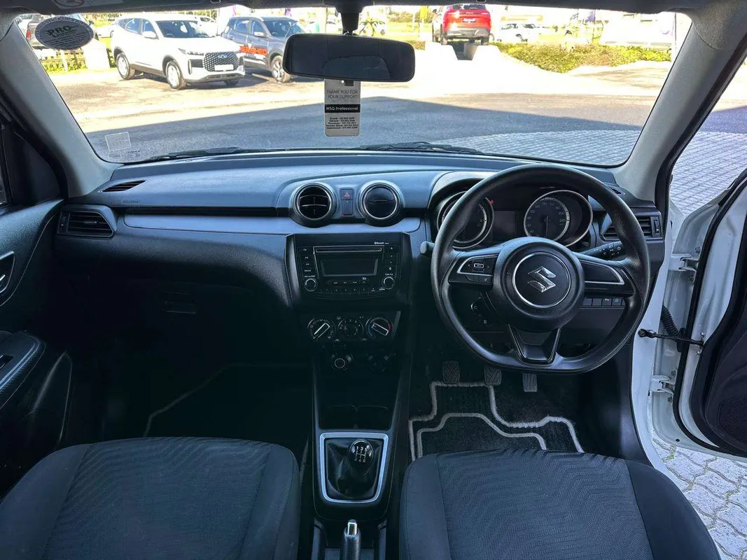 Suzuki Swift 1.2 GL - Image 14