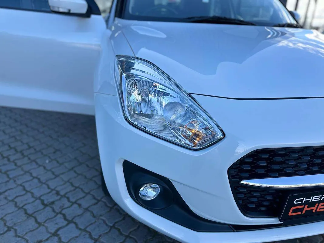 Suzuki Swift 1.2 GL - Image 10