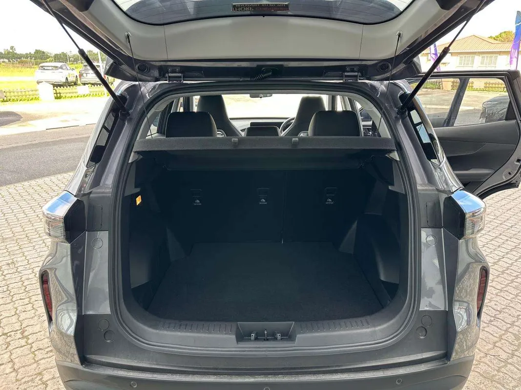 Chery Tiggo 4 Cross 1.5T ME DCT - Image 8