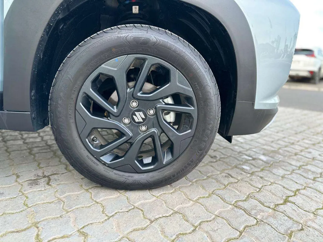 Suzuki Fronx 1.5 GL 4AT - Image 16