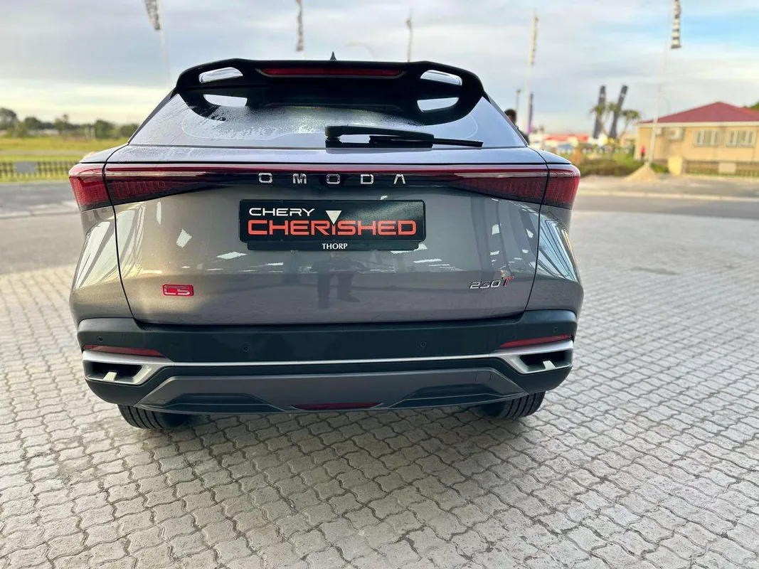 OMODA C5 1.5T Street + - Image 7