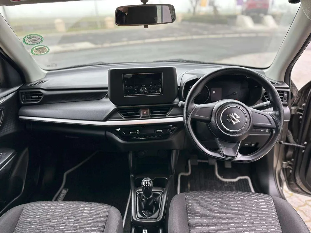 Suzuki Swift 1.2 GL MT - Image 12