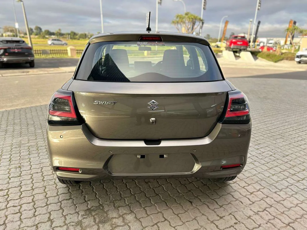 Suzuki Swift 1.2 GL MT - Image 6