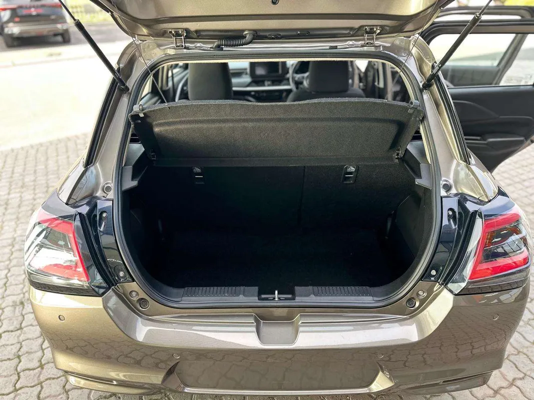 Suzuki Swift 1.2 GL MT - Image 8
