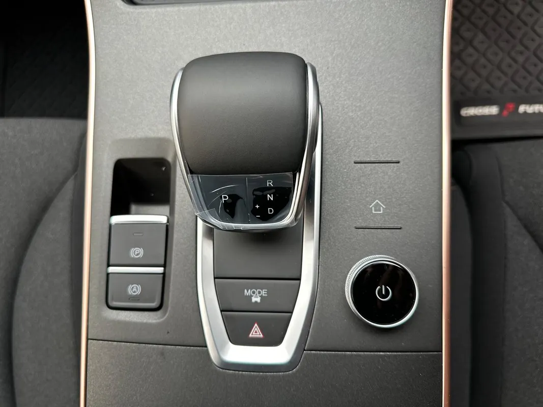 OMODA C5 1.5T Street + - Image 12