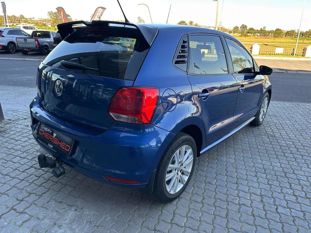 Volkswagen Polo Vivo hatch 1.4 Comfortline - Image 16