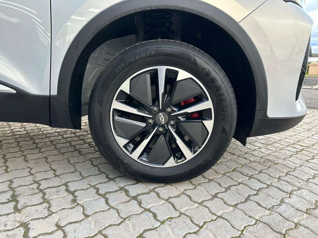 Chery Tiggo 4 Cross 1.5 HEV Elite DHT - Image 9