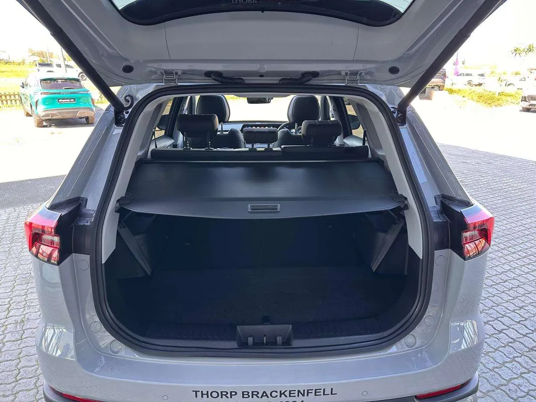 Chery Tiggo 8 Pro LS 1.6T GDI 7DCT - Image 13