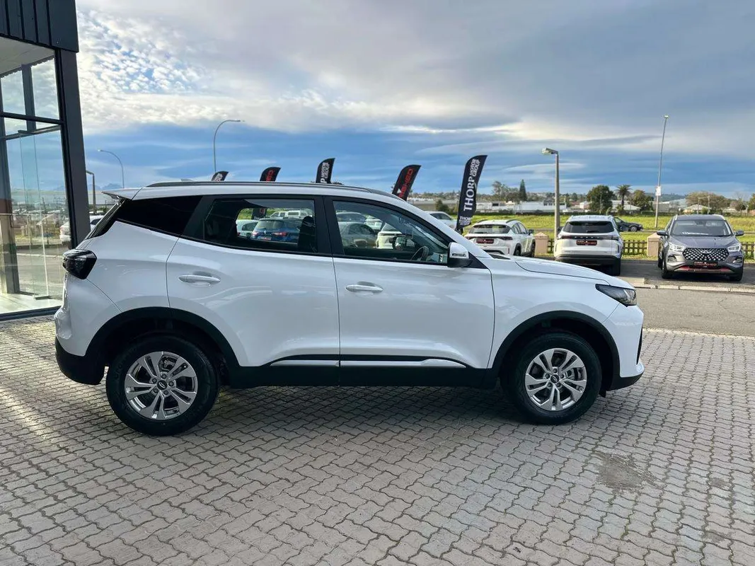 Chery Tiggo 4 Cross 1.5 LiT CVT - Image 4