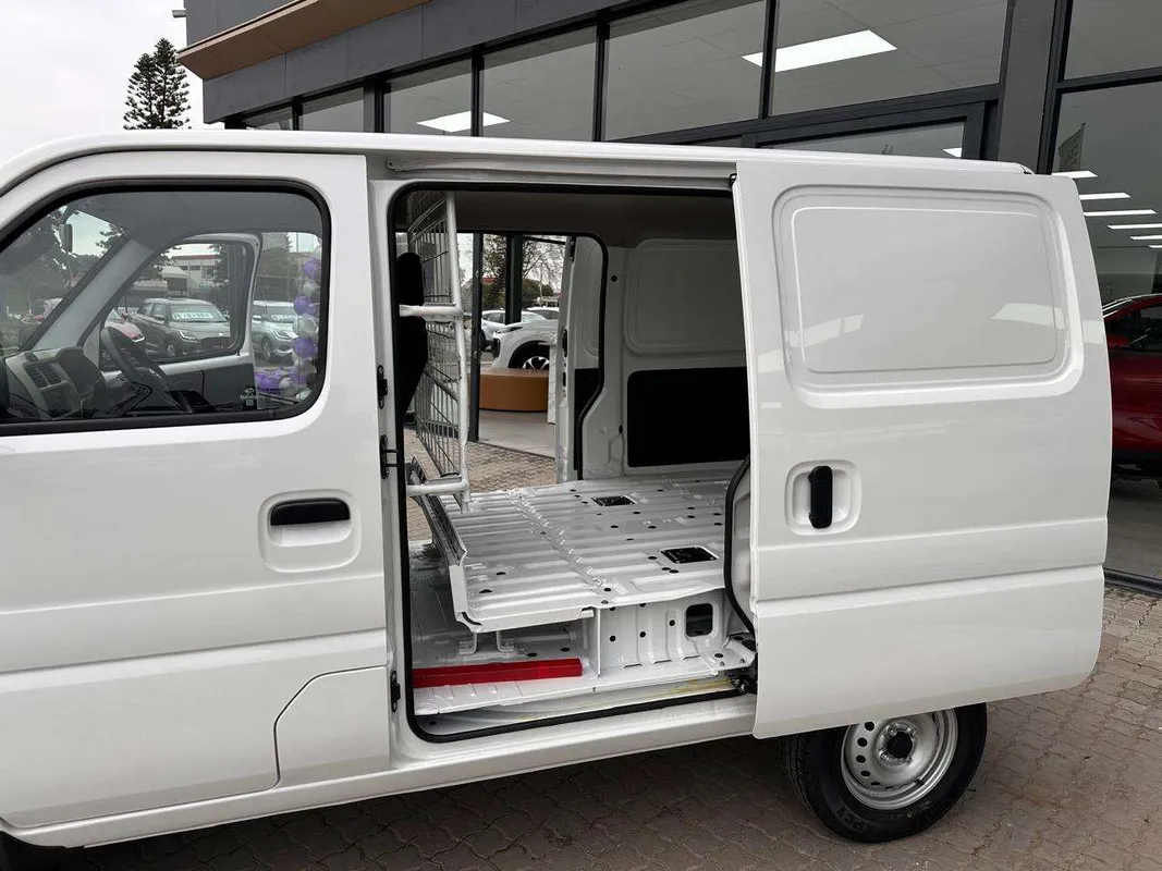 Suzuki Eeco 1.2 2WD 5MT - Image 6