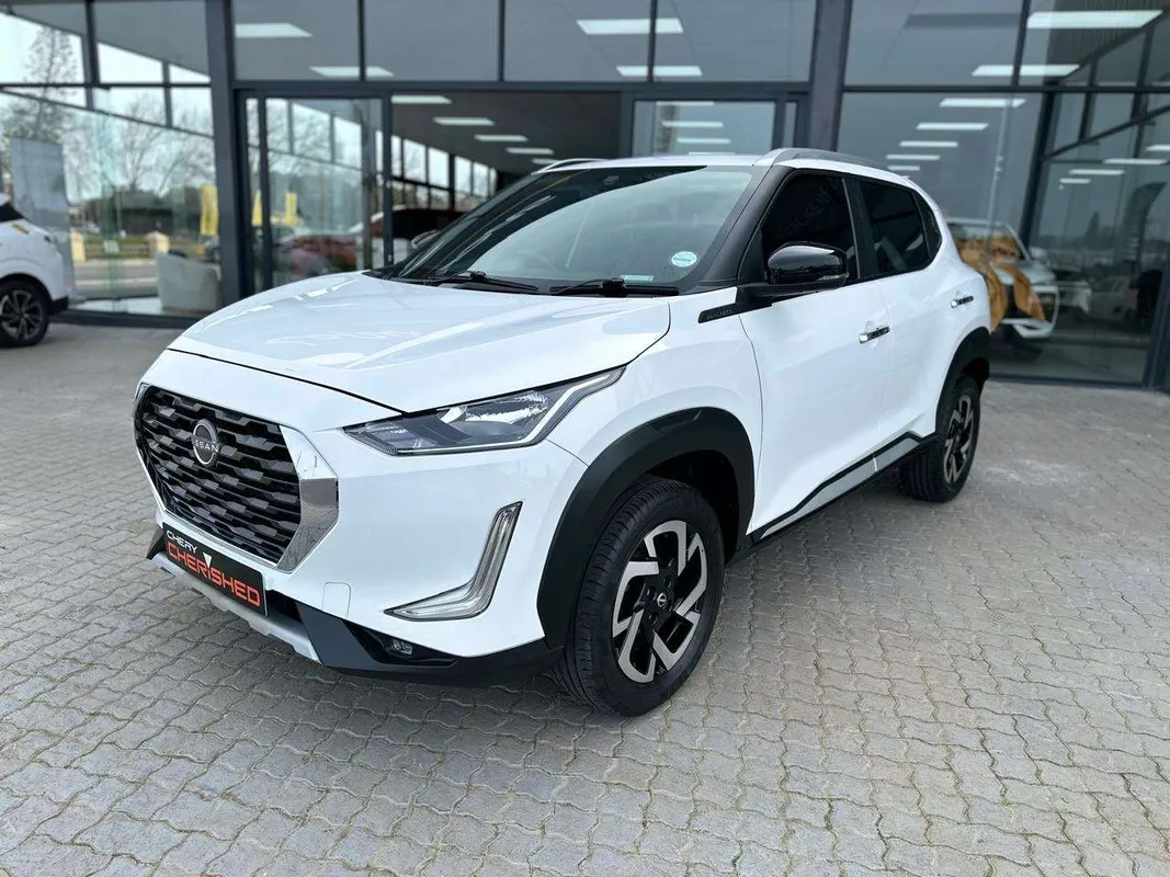 Nissan Magnite 1.0T Acenta CVT - Image 3