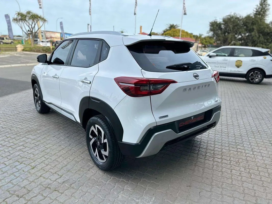 Nissan Magnite 1.0T Acenta CVT - Image 5