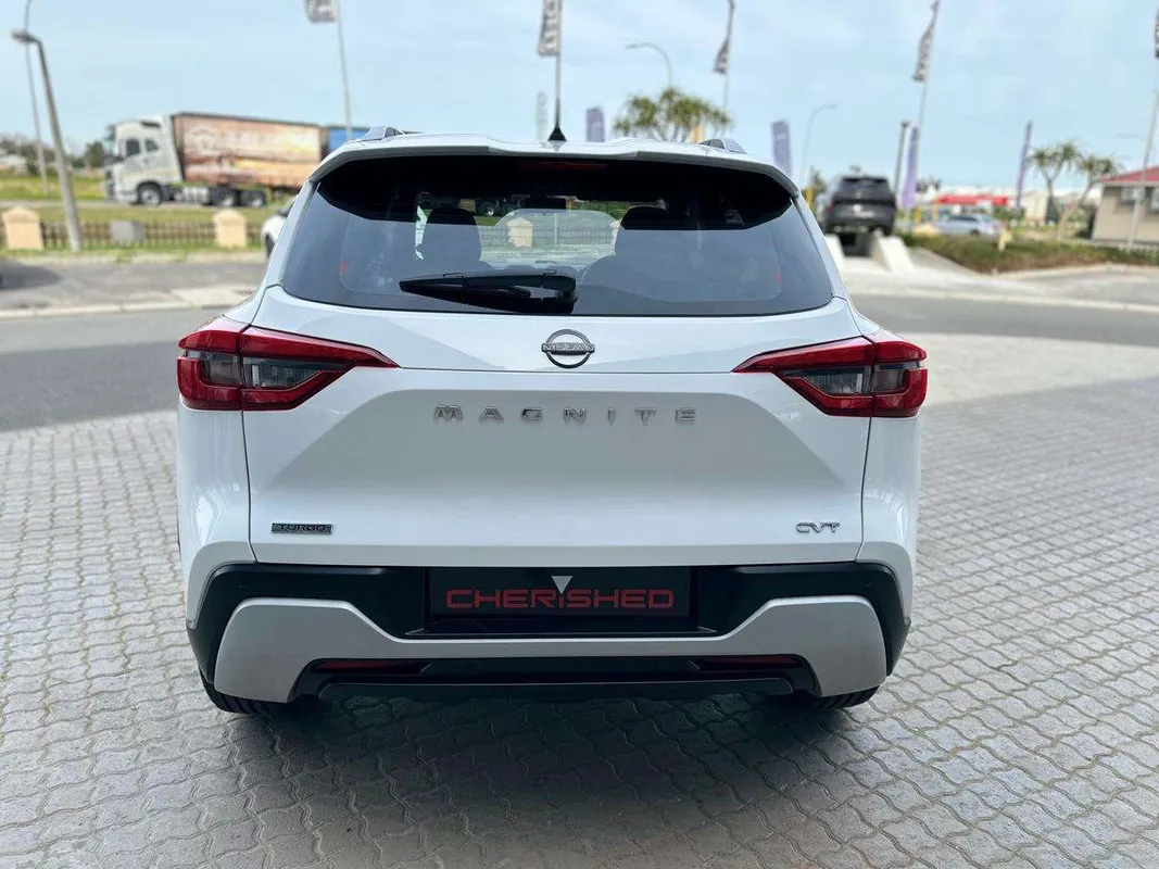 Nissan Magnite 1.0T Acenta CVT - Image 6