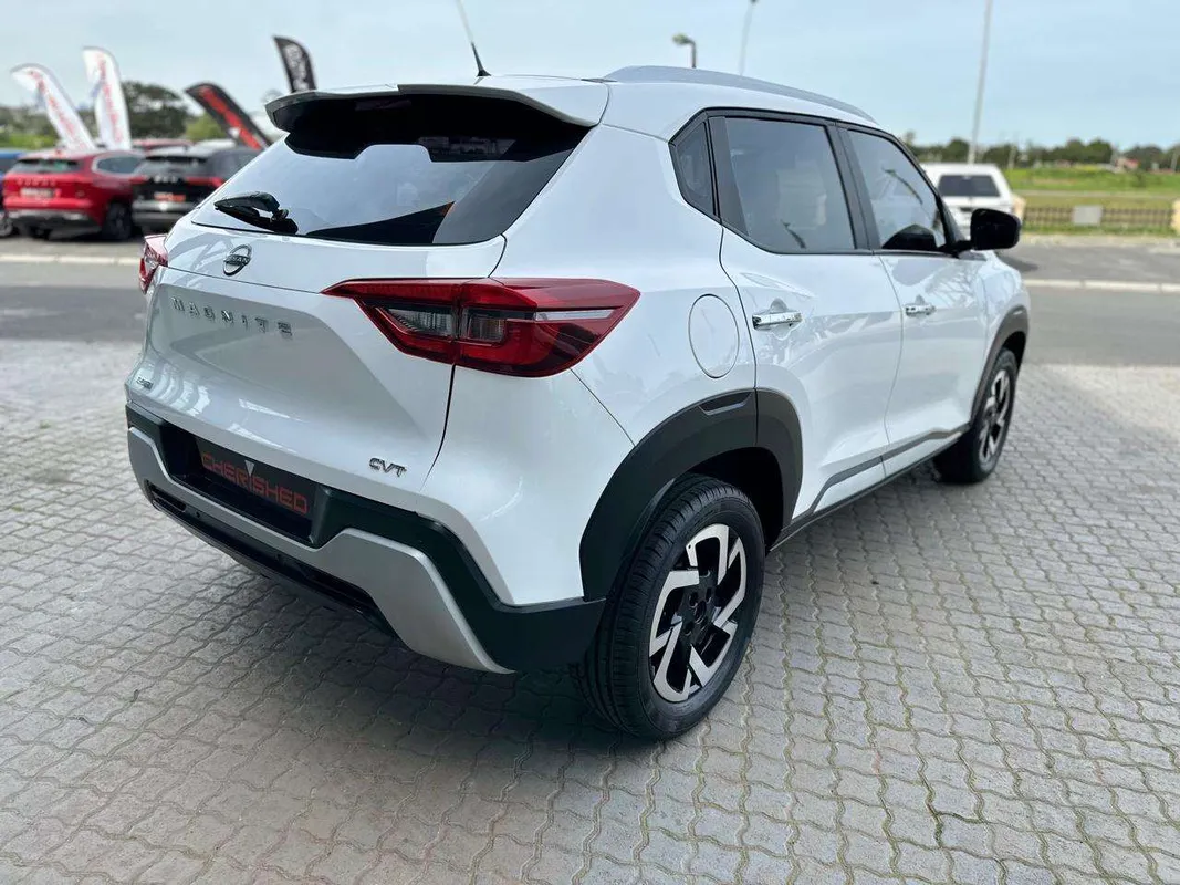 Nissan Magnite 1.0T Acenta CVT - Image 7