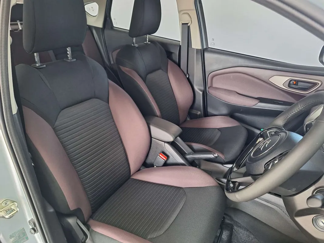 Suzuki Fronx 1.5 GL 4AT - Image 9