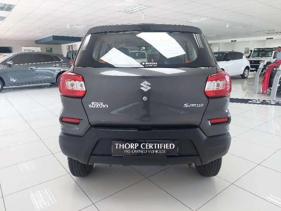 Suzuki S-Presso 1.0 GL MT - Image 5