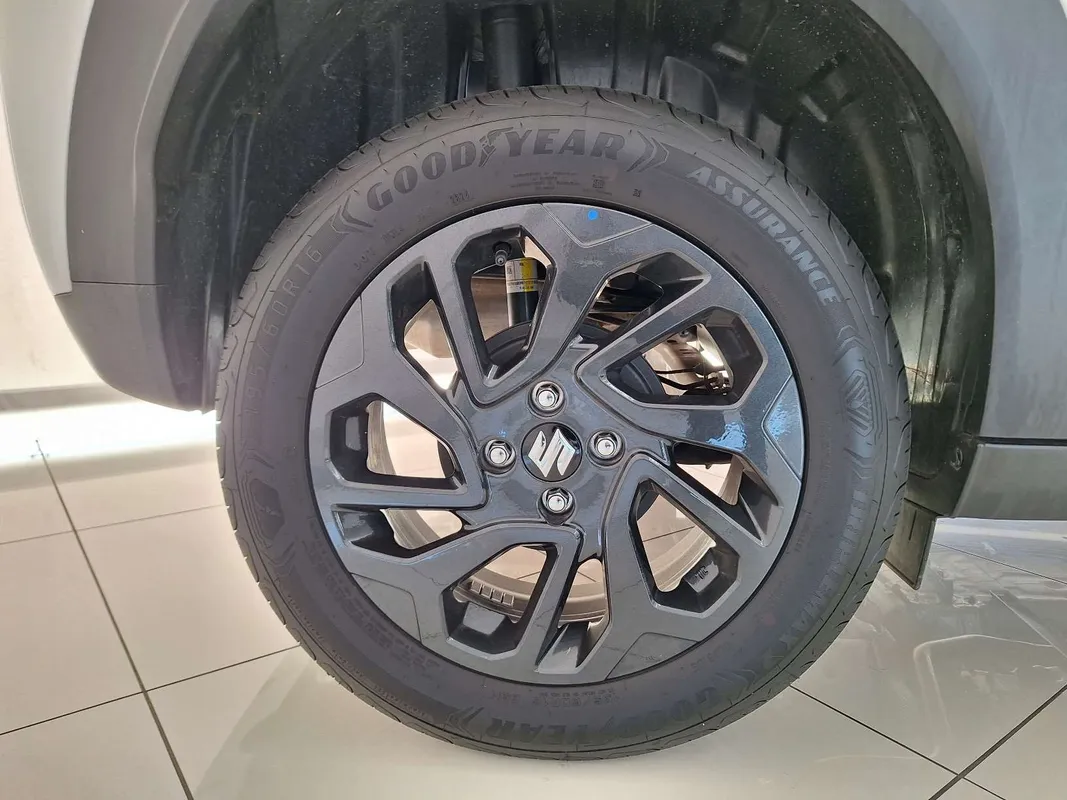 Suzuki Fronx 1.5 GL 4AT - Image 7