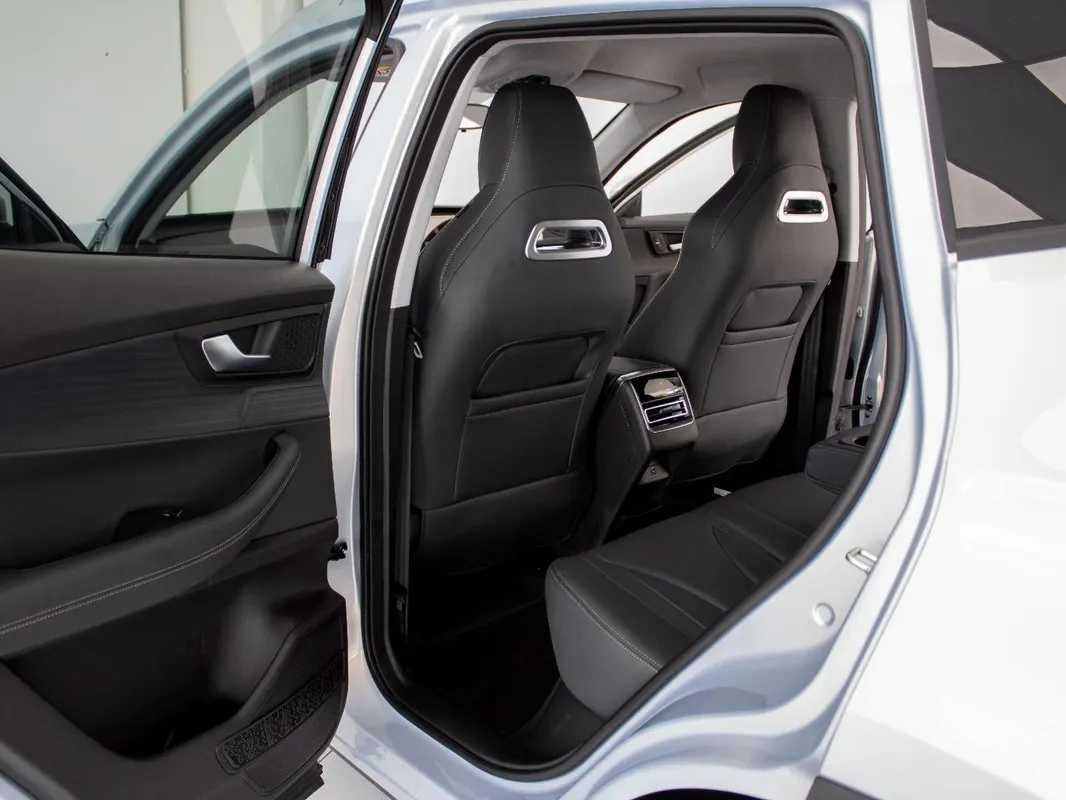 Chery Tiggo 4 Cross 1.5T ME DCT - Image 15