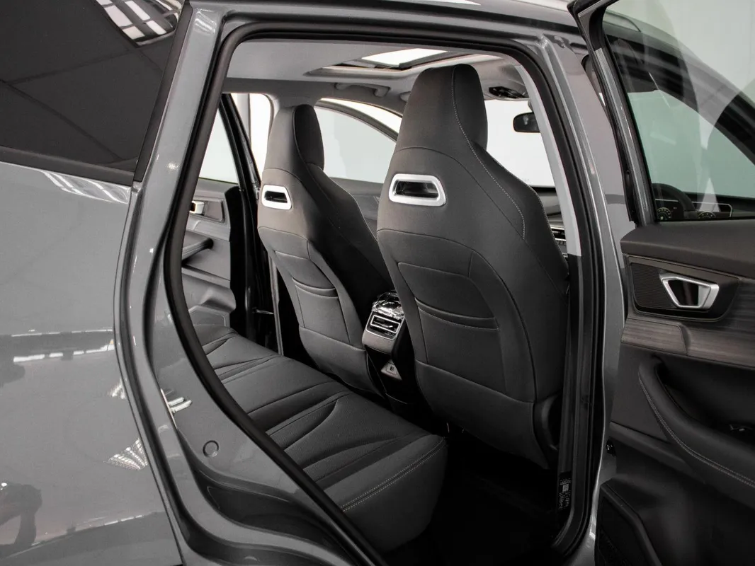 Chery Tiggo 4 Cross 1.5T Comfort DCT - Image 24