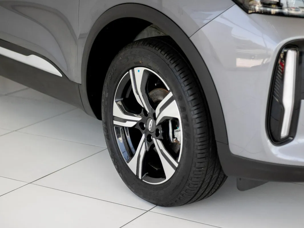 Chery Tiggo 4 Cross 1.5T Comfort DCT - Image 9