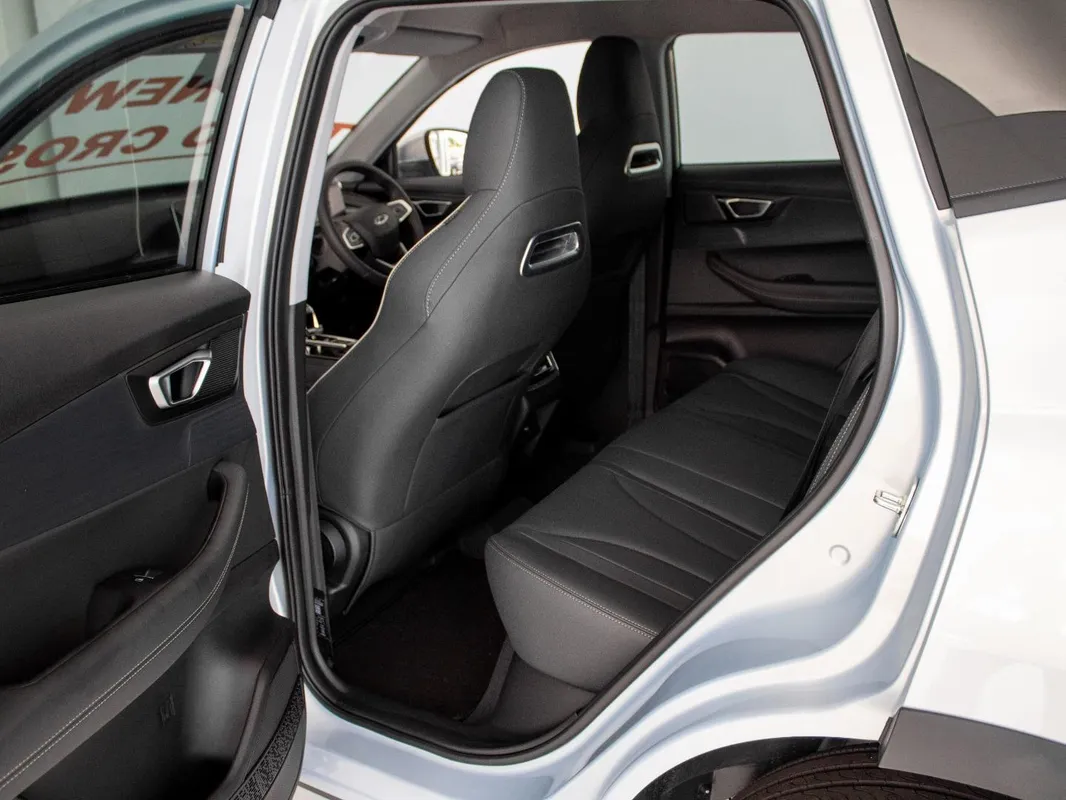 Chery Tiggo 4 Cross 1.5T Comfort DCT - Image 14