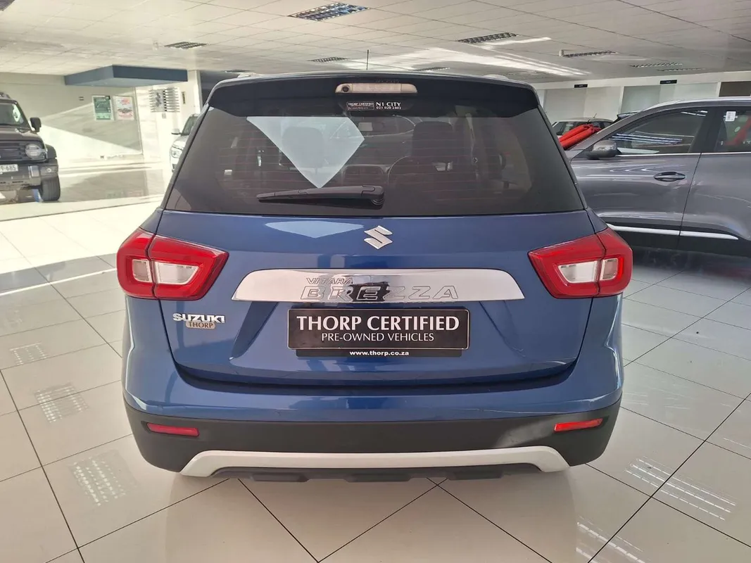Suzuki Vitara Brezza 1.5 GLX - Image 6