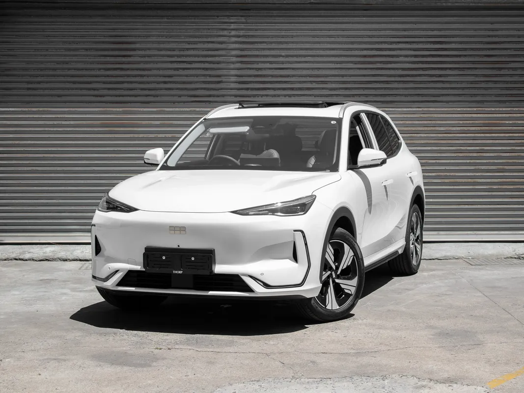 Geely E5 Apex