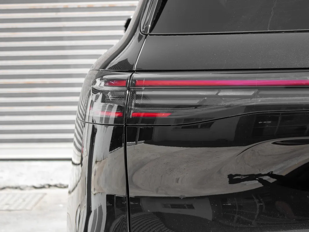 Geely E5 EM-i Aspire - Image 7