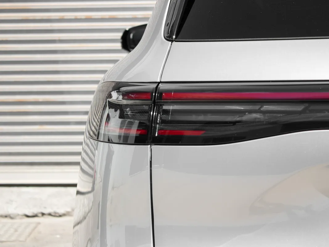 Geely E5 EM-i Aspire - Image 6