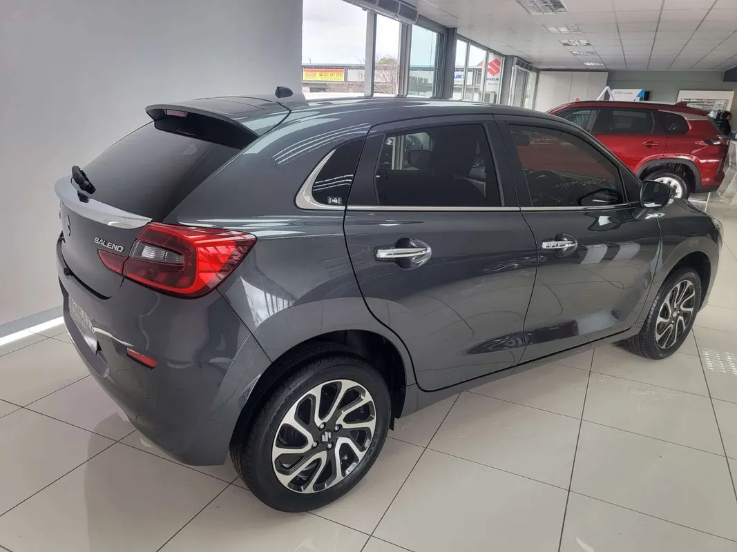 Suzuki Baleno 1.5 GLX MT - Image 5