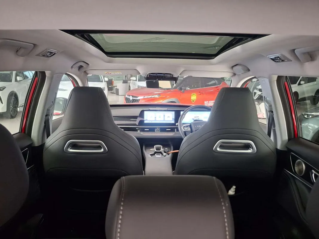 Chery Tiggo 7 1.5T CSH Ultra DHT (PHEV) - Image 11