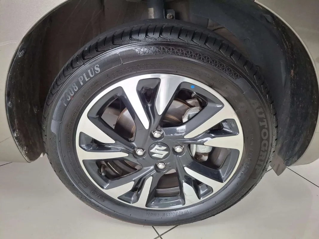 Suzuki Swift 1.2 GL AMT - Image 5