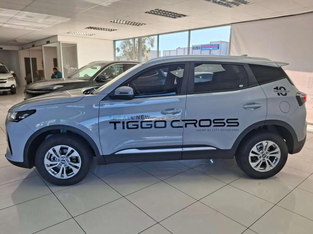 Chery Tiggo 4 Cross 1.5 LiT CVT - Image 3