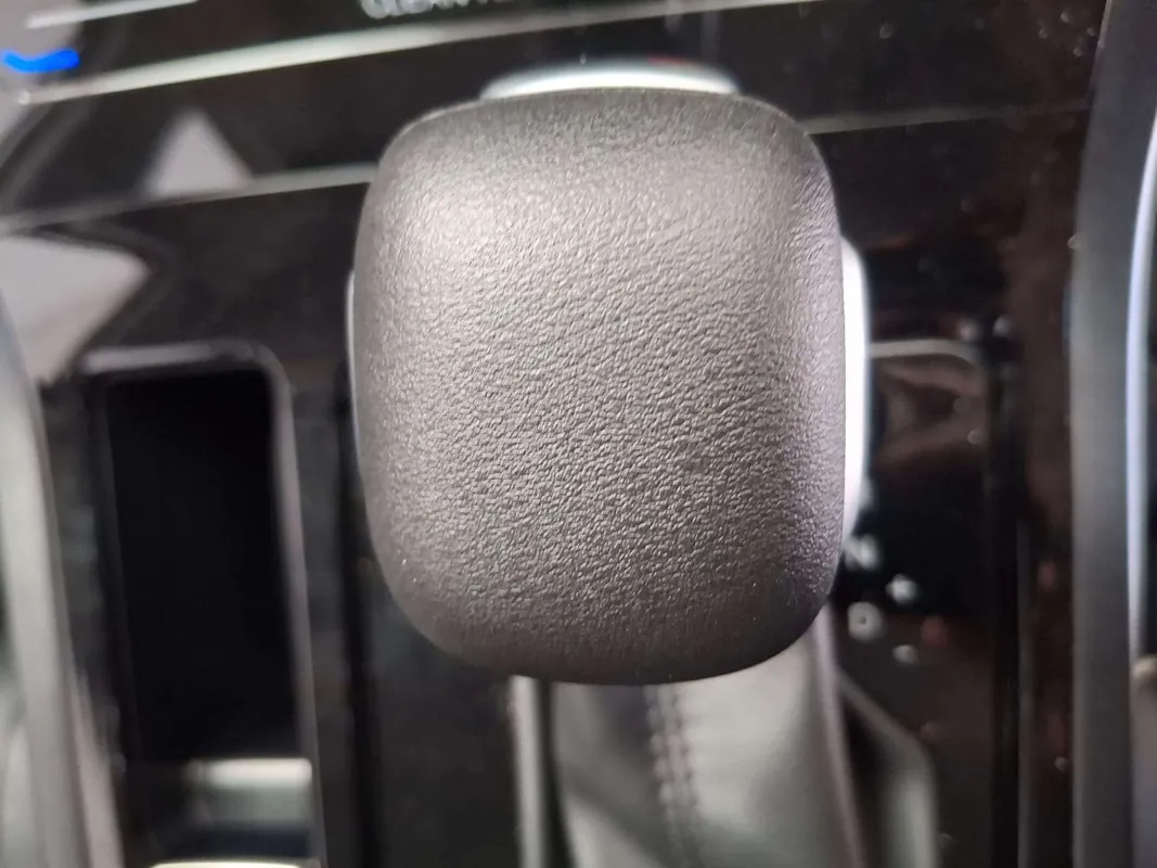 Chery Tiggo 4 Cross 1.5 LiT CVT - Image 12