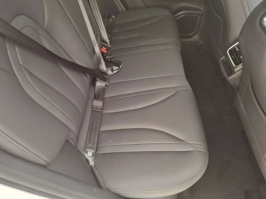 Chery Tiggo 7 1.5T CSH Plus DHT (PHEV) - Image 11