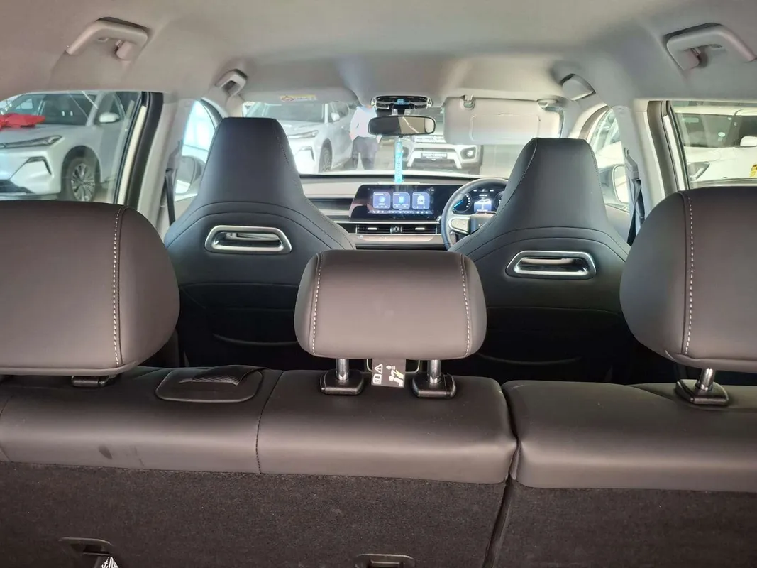Chery Tiggo 7 1.5T CSH Plus DHT (PHEV) - Image 10