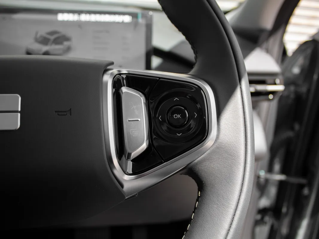 Geely E5 EM-i Aspire - Image 11